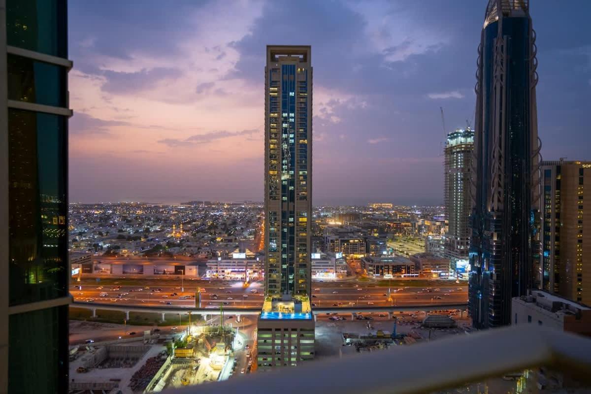 Prime Downtown Burj Khalifa I Sleeps 8 Апартаменти