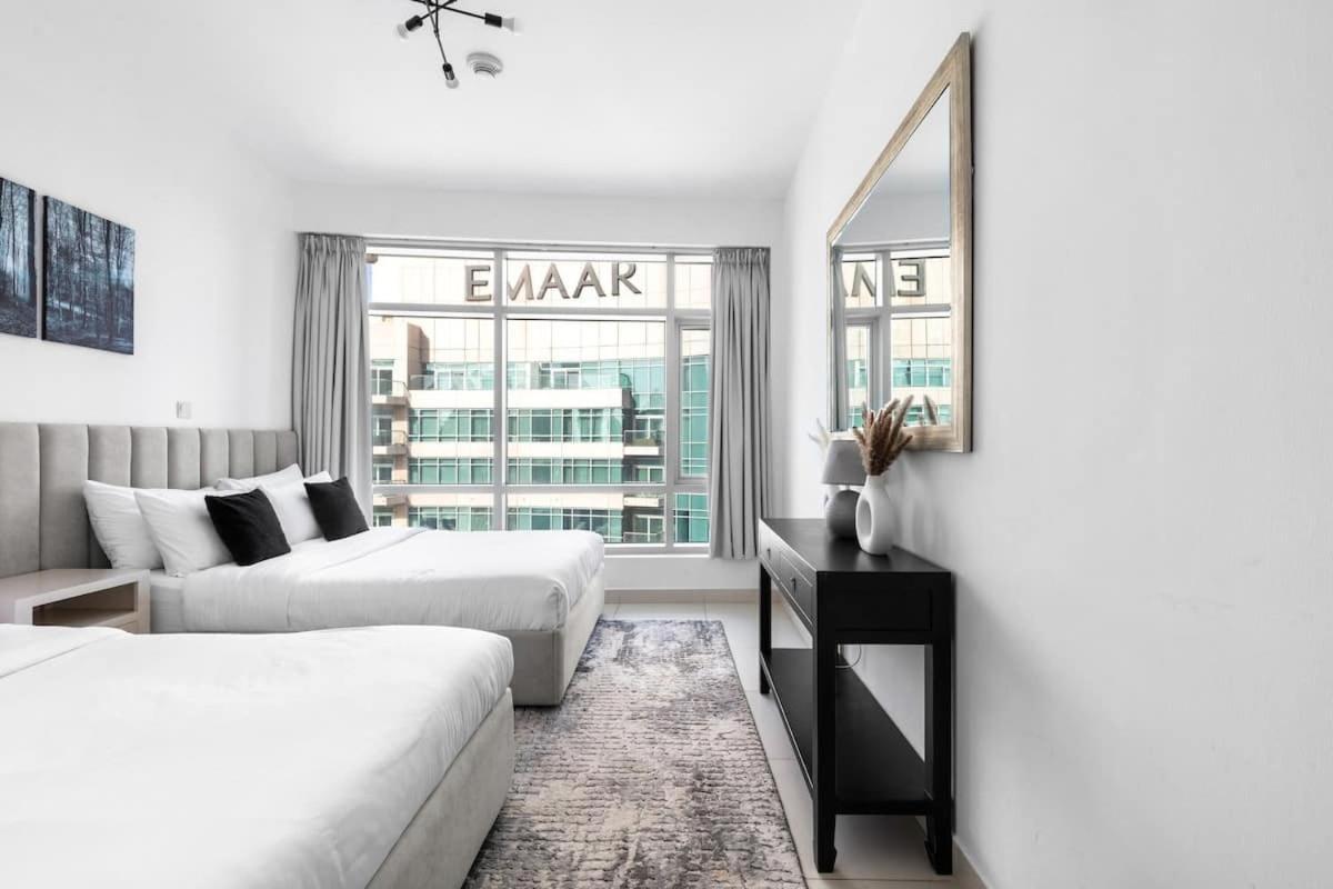 Prime Downtown Burj Khalifa I Sleeps 8 अपार्टमेंट Dubai